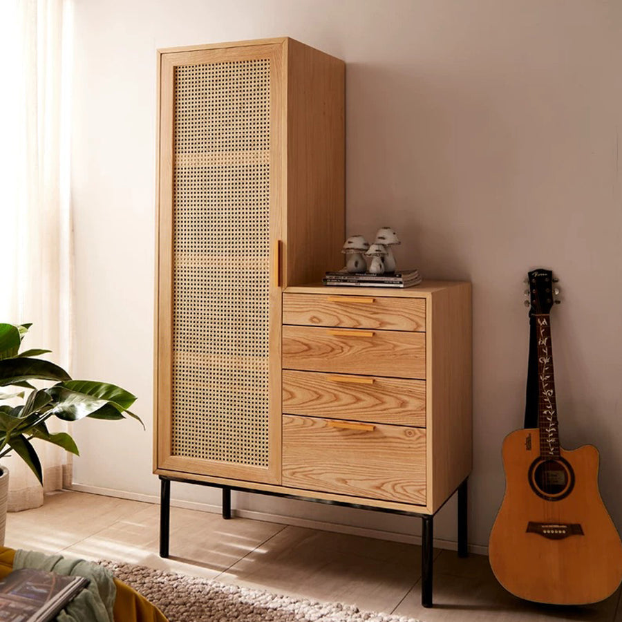 Uno G4 Wardrobe