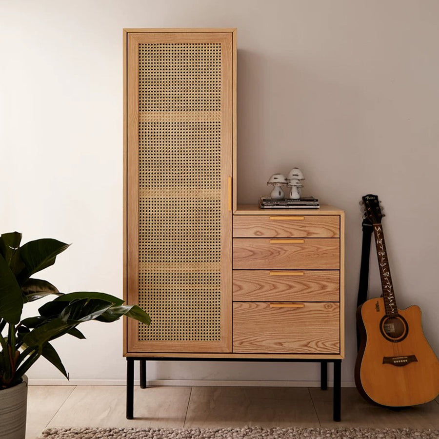 Uno G4 Wardrobe