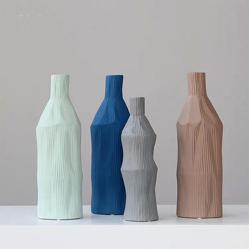 A Set Of Two Fresh Ceramic Vases detail view for a two fresh ceramic decorative vase for living room