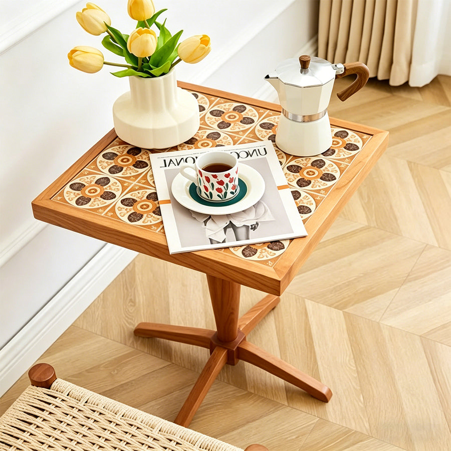 Kitty Side Table, Cherry Wood