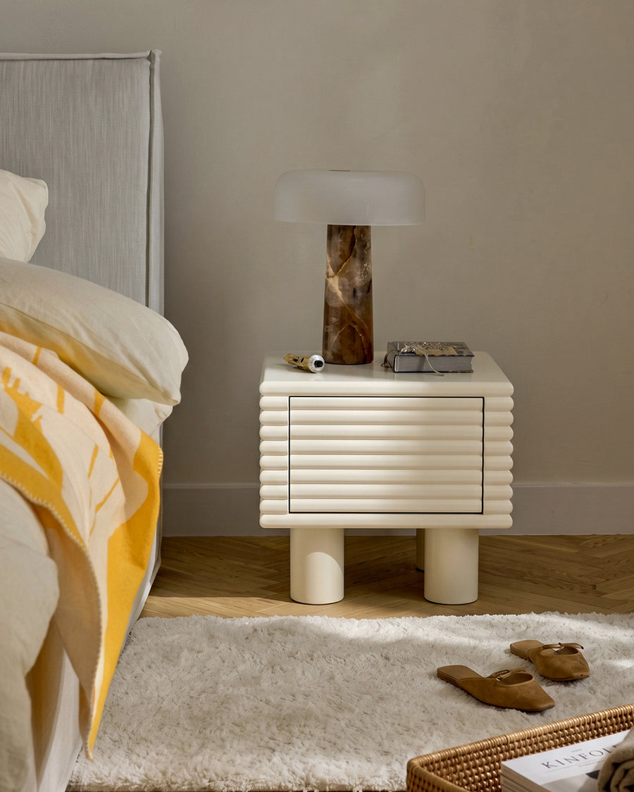 DiGiovanni 2 Drawer Bedside Table, Wood