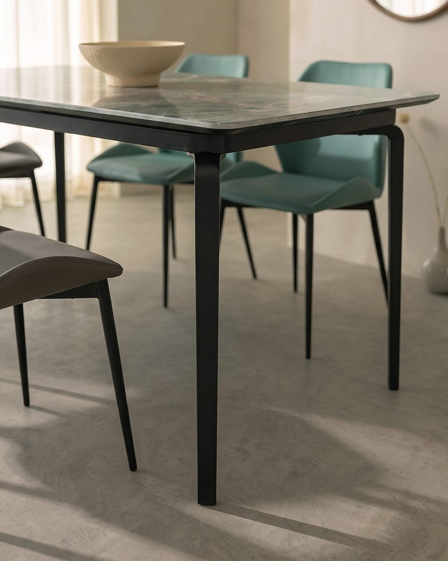 Gareth Dining Table, Marble & Carbon Steel 产品图 15