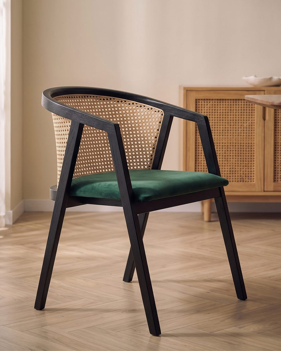 Waldron Rattan Dining Table Set, Solid Wood & Rattan 产品图 15