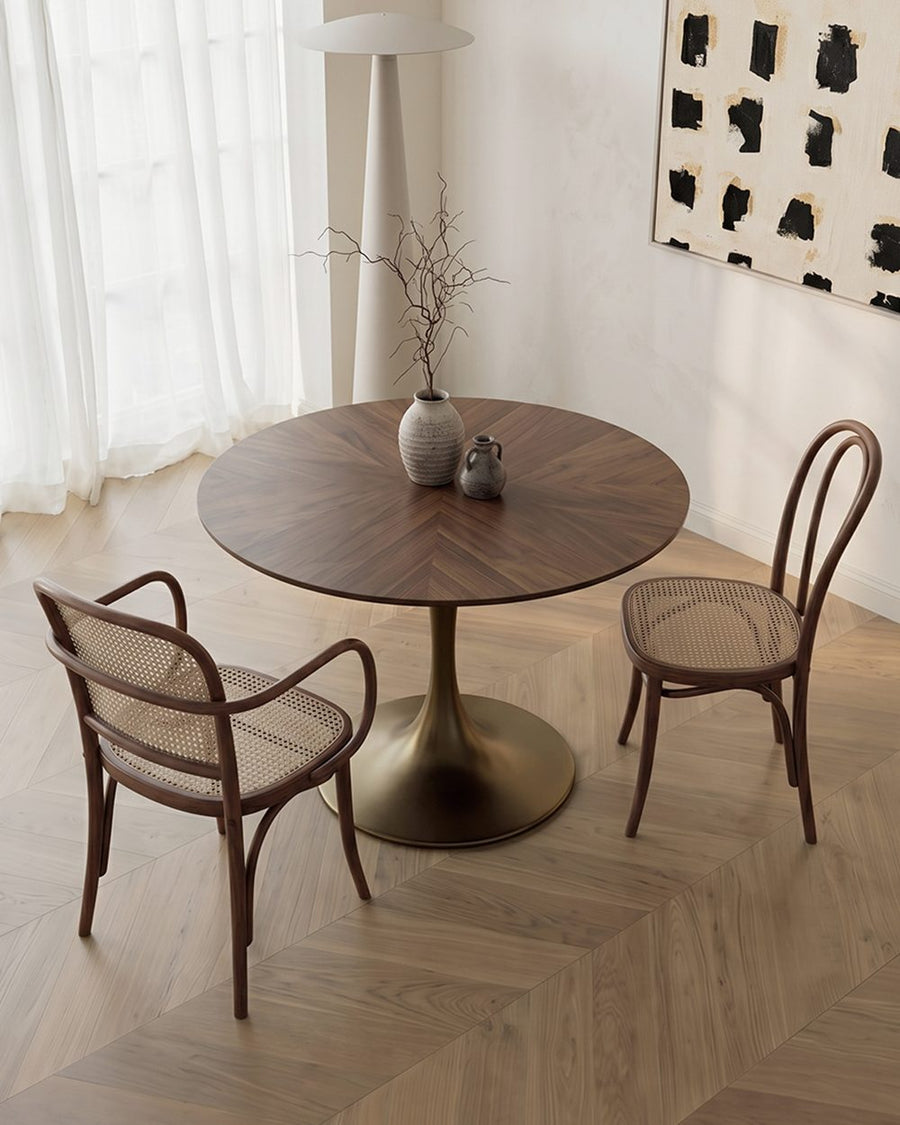 Justina Small Round Dining Table, Solid Wood 产品图 11