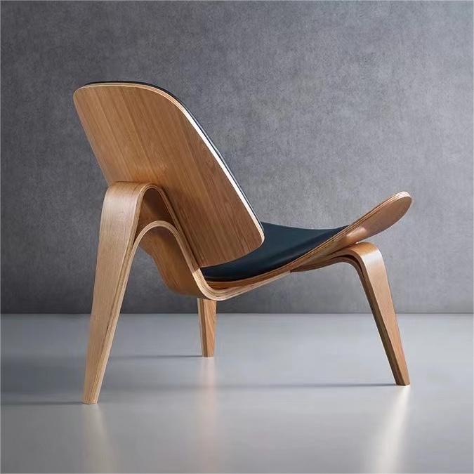 Hans Wegner CH07 Shell Chair, White & Oak - armchair for living room