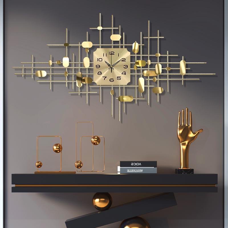 GOLD Clock detail view for modern decorative clock