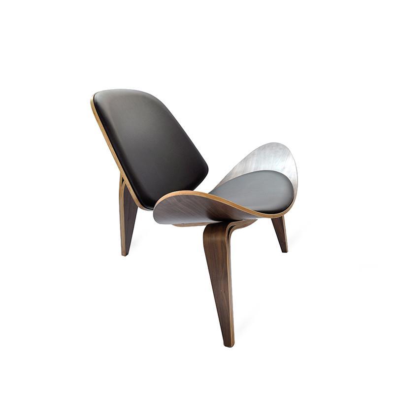 Hans Wegner CH07 Shell Chair, Oak & Brown styled for accent chair